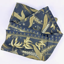 Load image into Gallery viewer, Lightweight Cotton Fabric - Faux Batik