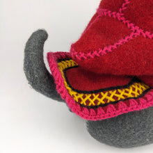 Load image into Gallery viewer, Dog Packing Doll Wool CAN