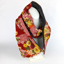Load image into Gallery viewer, Kimono Scarf Red JP

