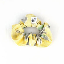 Load image into Gallery viewer, Silk Scrunchie - Yellow
